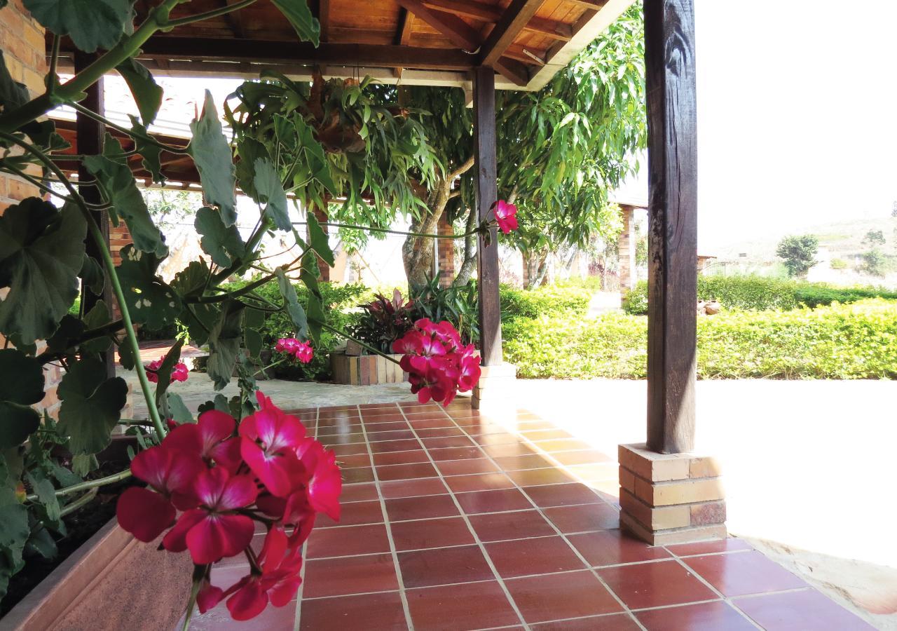 Hotel Cristo Rey Campestre Los Santos  Bagian luar foto